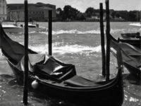 10 Gnomes in Venice